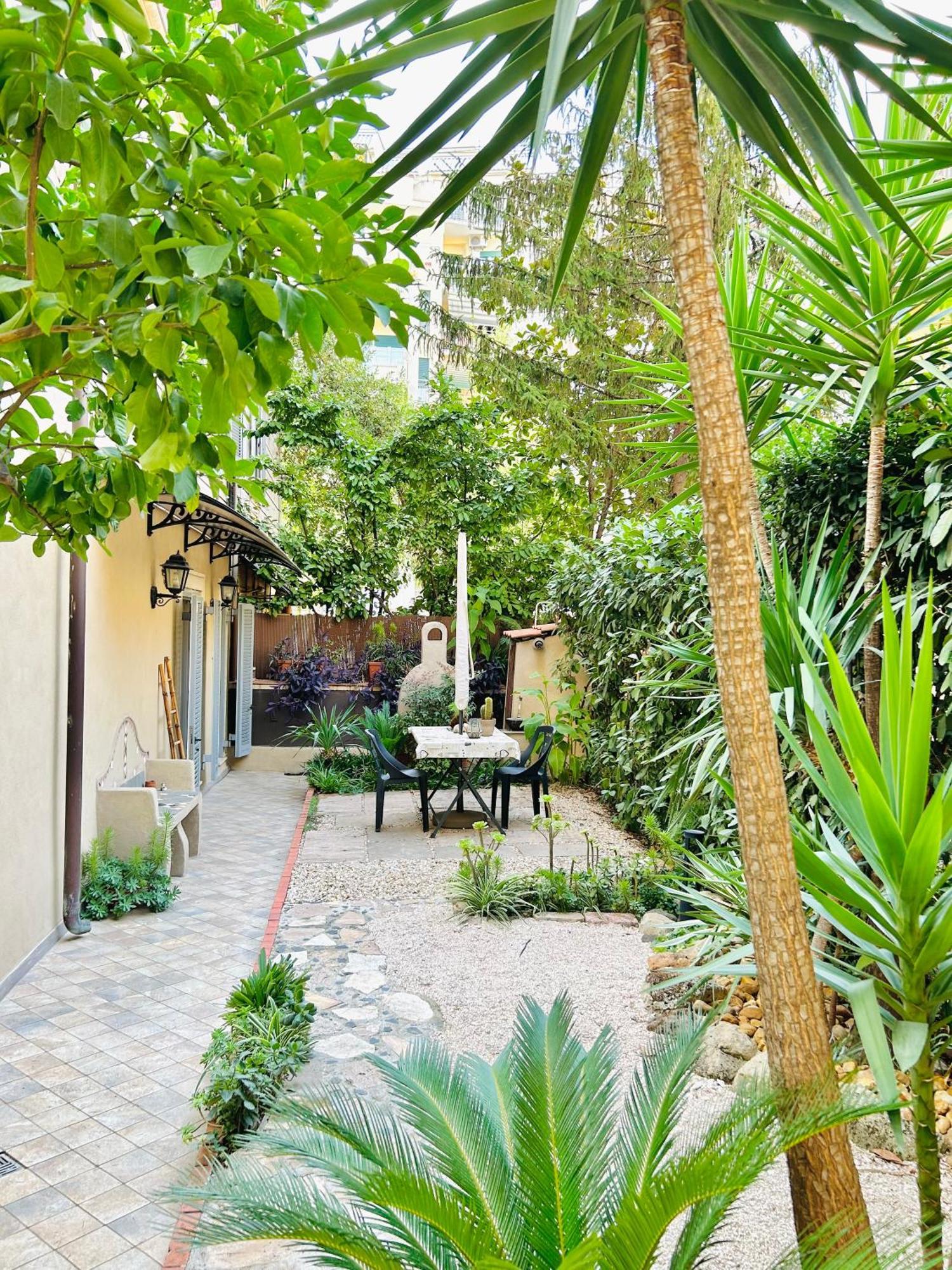 Isola Roger - Con Giardino A Semesterbostad