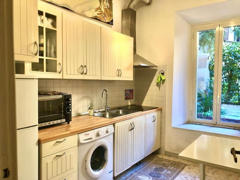 Ferienhaus Isola Roger - Con Giardino A Rom