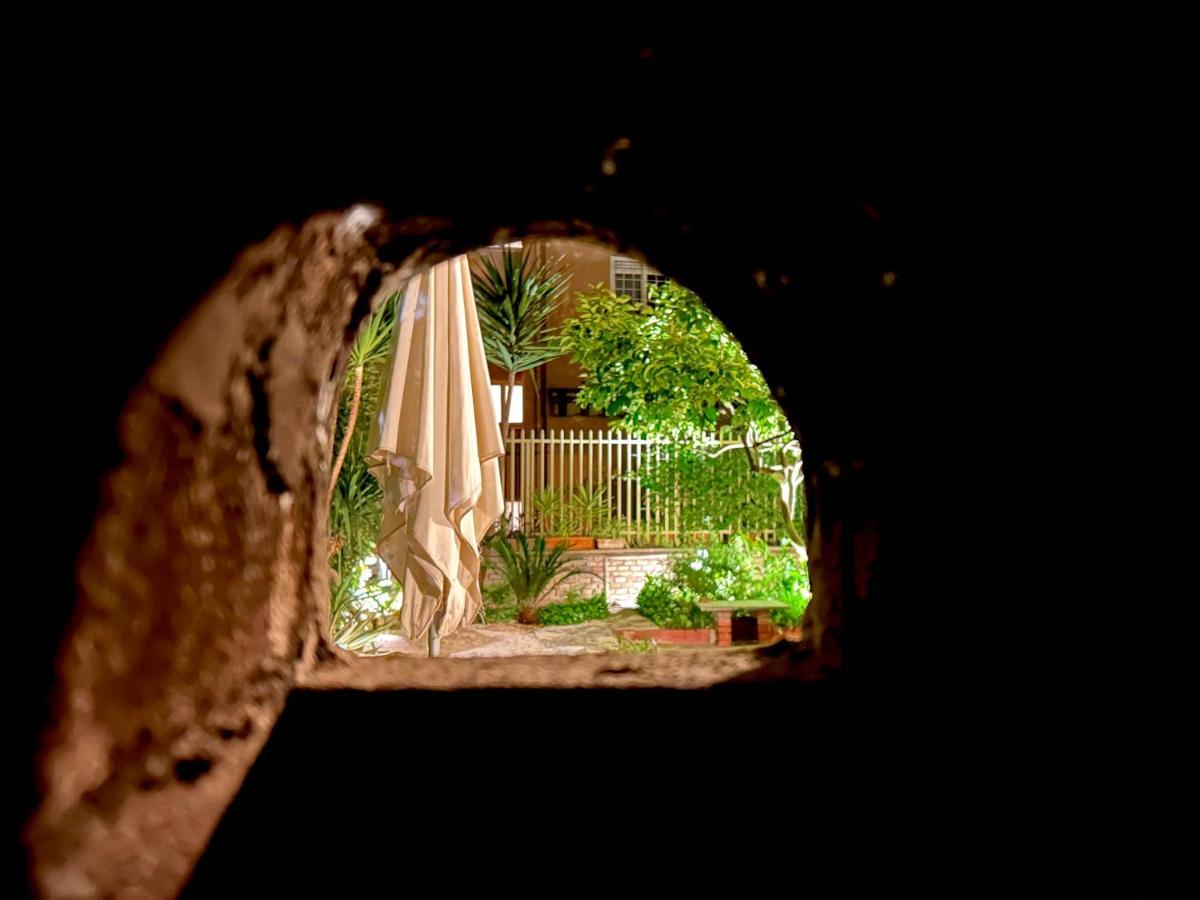 Ferienhaus Isola Roger - Con Giardino A